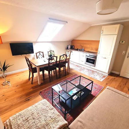 Gutshaus * Knittelfeld