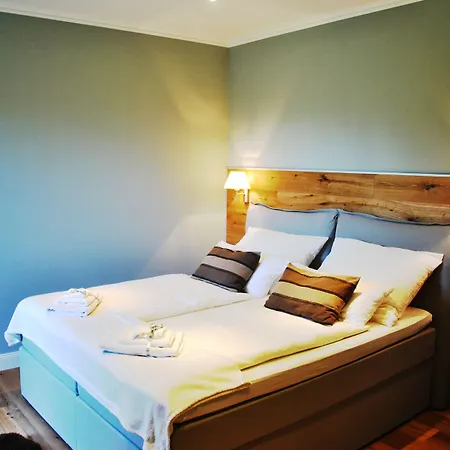 Gutshaus شقة كنيتلفيلد