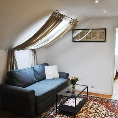 Gutshaus * كنيتلفيلد